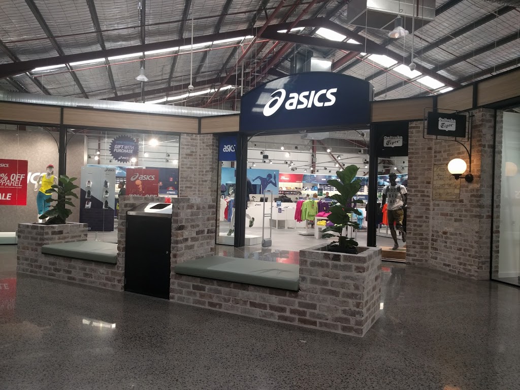 ASICS Factory Outlet | clothing store | Shop 15/5 Viscount Pl, Warwick Farm NSW 2170, Australia | 0296013080 OR +61 2 9601 3080