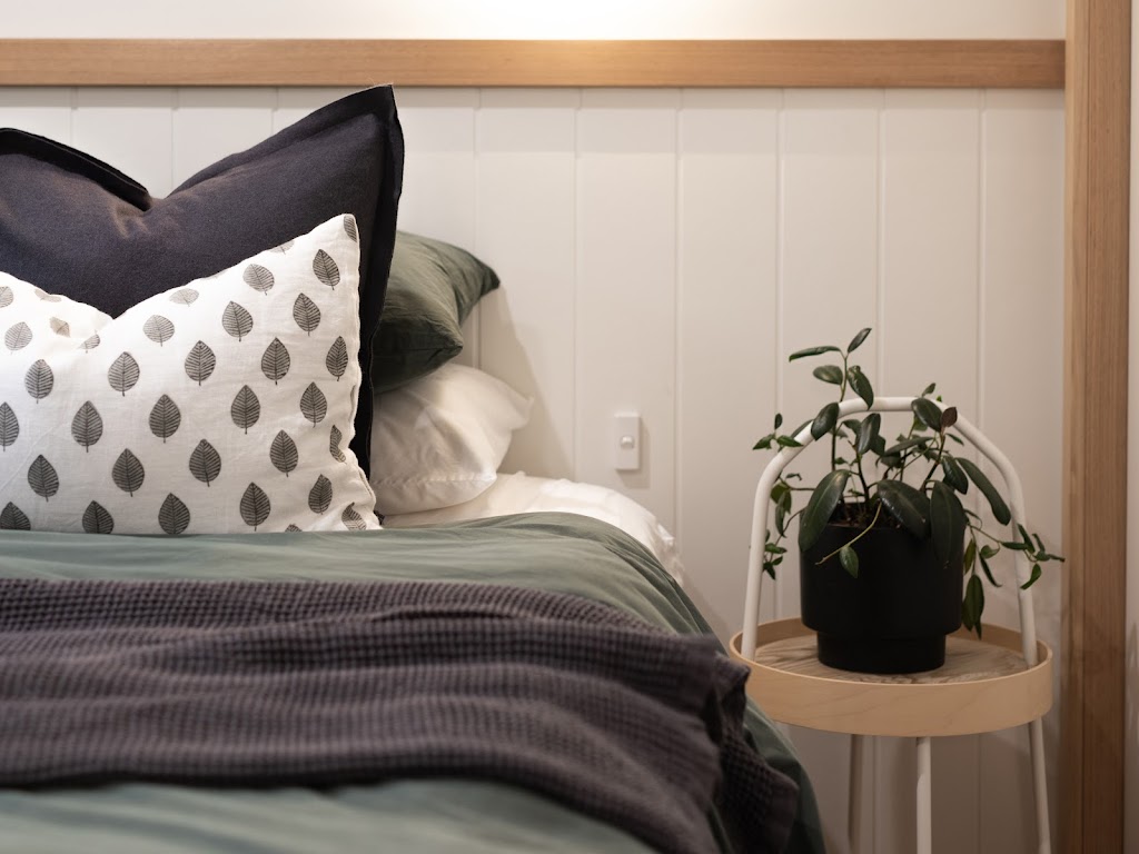 Riverstone Luxury Accommodation | 12 Nicholson St, Porepunkah VIC 3740, Australia | Phone: 0488 554 888