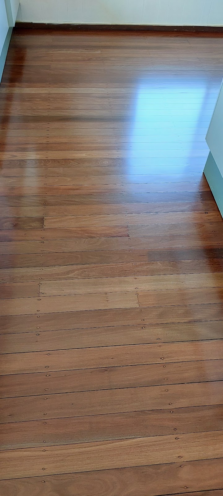 Signature Sanding | 10 Rabaul Ave, Runaway Bay QLD 4216, Australia | Phone: 0452 646 938