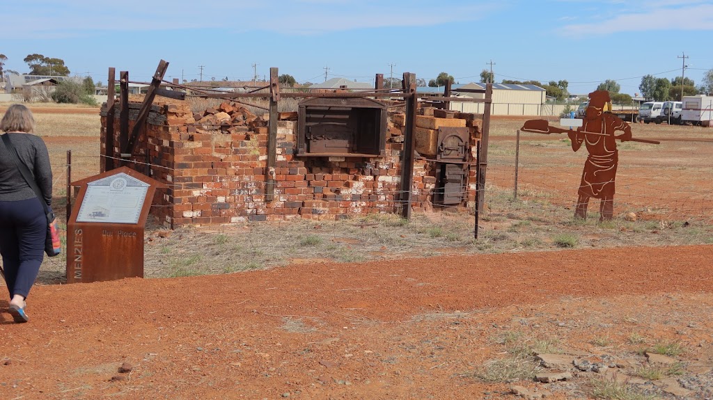 Menzies Community Resource Centre & Visitor Centre | 24 Shenton St, Menzies WA 6436, Australia | Phone: (08) 9024 2702