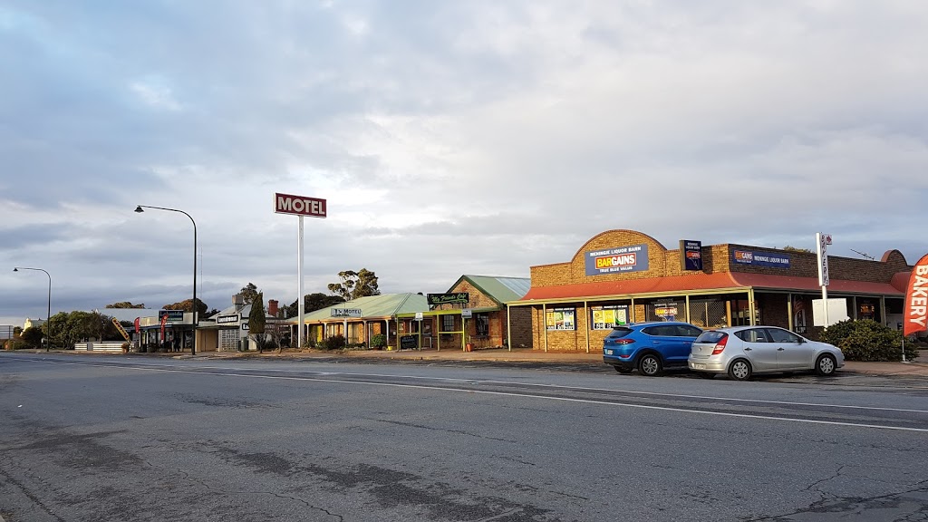 IGA Meningie | 46 Princes Hwy, Meningie SA 5264, Australia | Phone: (08) 8575 1431