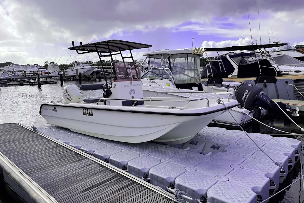 Ezy Roll Boat Docks | 11 King James Ct, Paradise Point QLD 4216, Australia | Phone: 0407 120 061