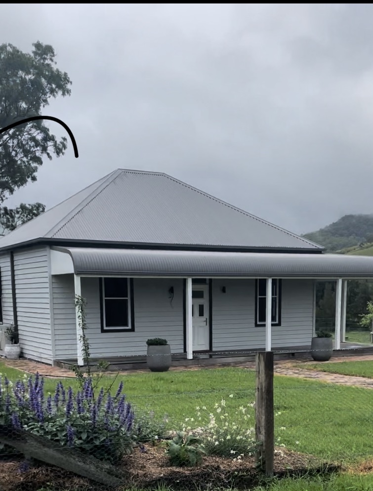 Ravenscroft Cottage | 2297 Allyn River Rd, Eccleston NSW 2311, Australia | Phone: 0407 915 320