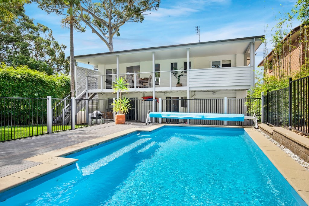 Poolside | Jervis Bay Rentals | lodging | 17 Dacres St, Vincentia NSW 2540, Australia | 0244076007 OR +61 2 4407 6007