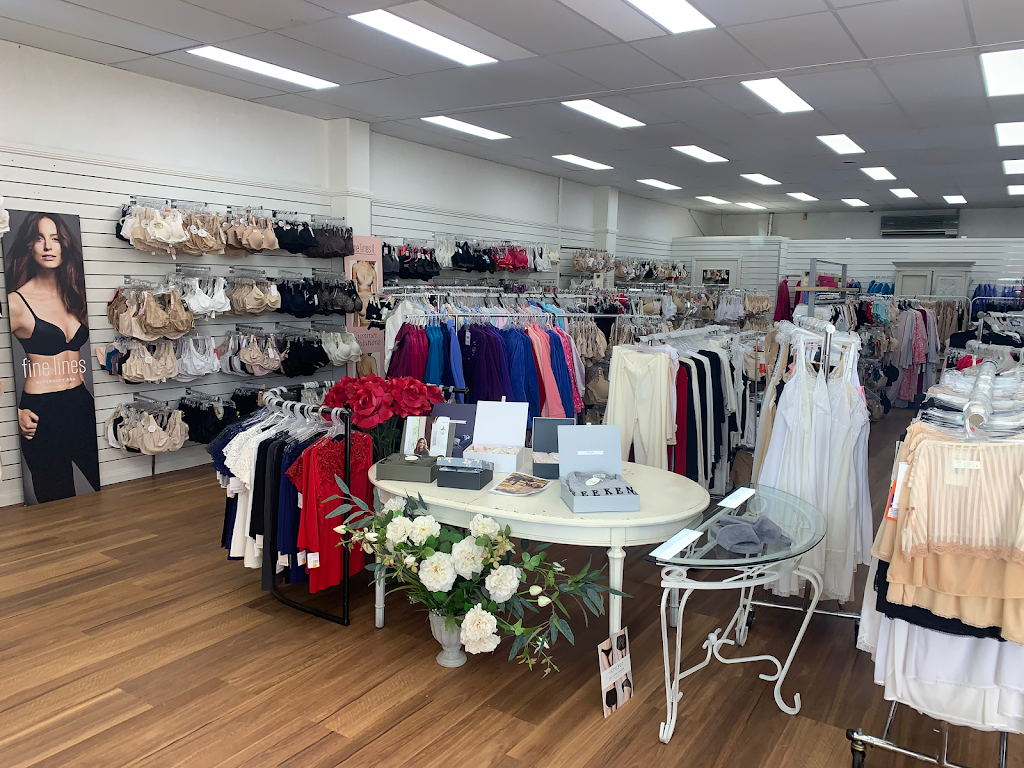 Victorian Touch - Lingerie & Sleepwear | clothing store | 257 Windsor St, Richmond NSW 2753, Australia | 0245784892 OR +61 2 4578 4892