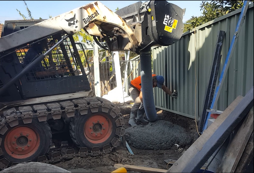 Bobcat Onsite Concrete Mixing | 2662 Bundaleer St, Belrose NSW 2085, Australia | Phone: 0402 407 323