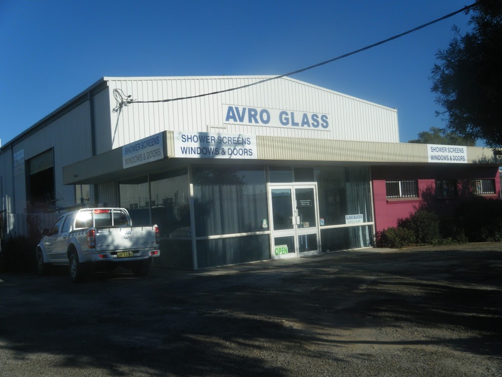 Avro Glass Pty Ltd. | store | 2 Hinkler Rd, Tamworth NSW 2340, Australia | 0267653656 OR +61 2 6765 3656