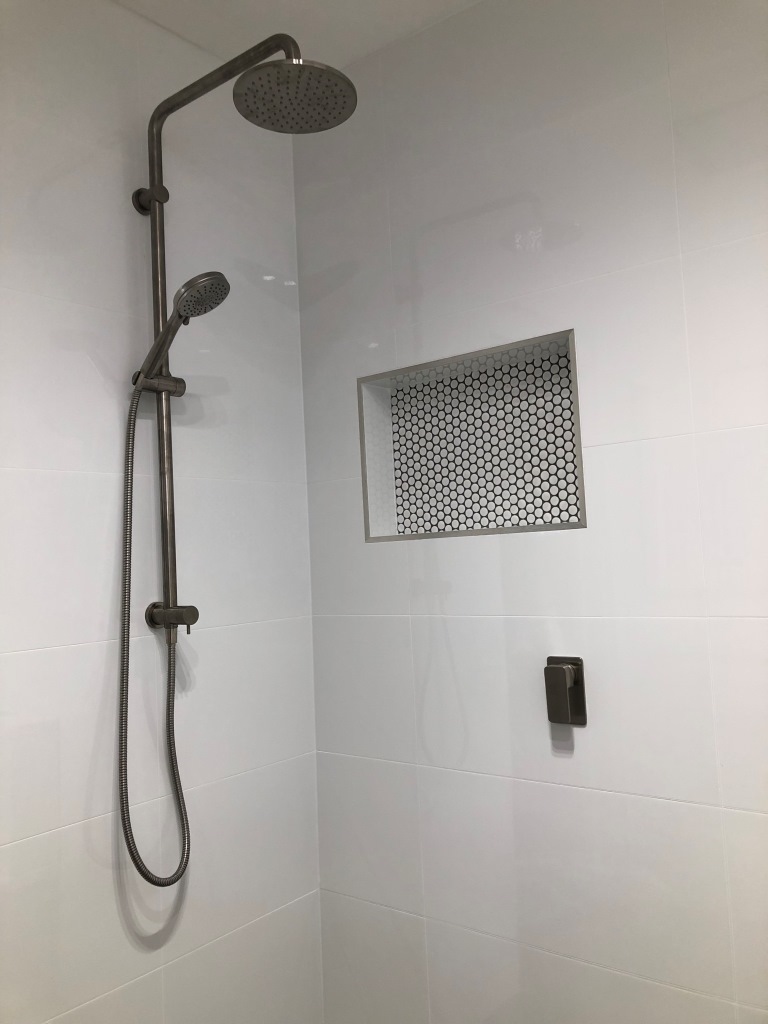 Bloq Bathrooms and Kitchens - Home Renovations Melbourne | home goods store | 111/738 Burke Rd, Camberwell VIC 3124, Australia | 0390210889 OR +61 3 9021 0889