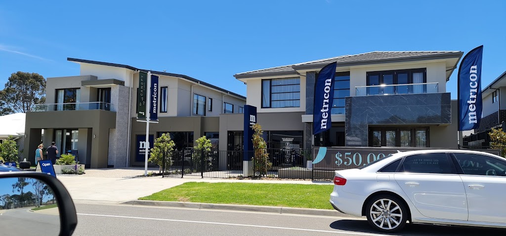 Metricon Homes Canopy Estate Display Cranbourne |  | 39 Snead Bvd, Cranbourne VIC 3977, Australia | 1300786773 OR +61 1300 786 773