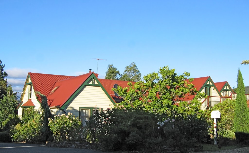 Crabtree House | lodging | 130 Crabtree Rd, Grove TAS 7109, Australia | 0429626640 OR +61 429 626 640