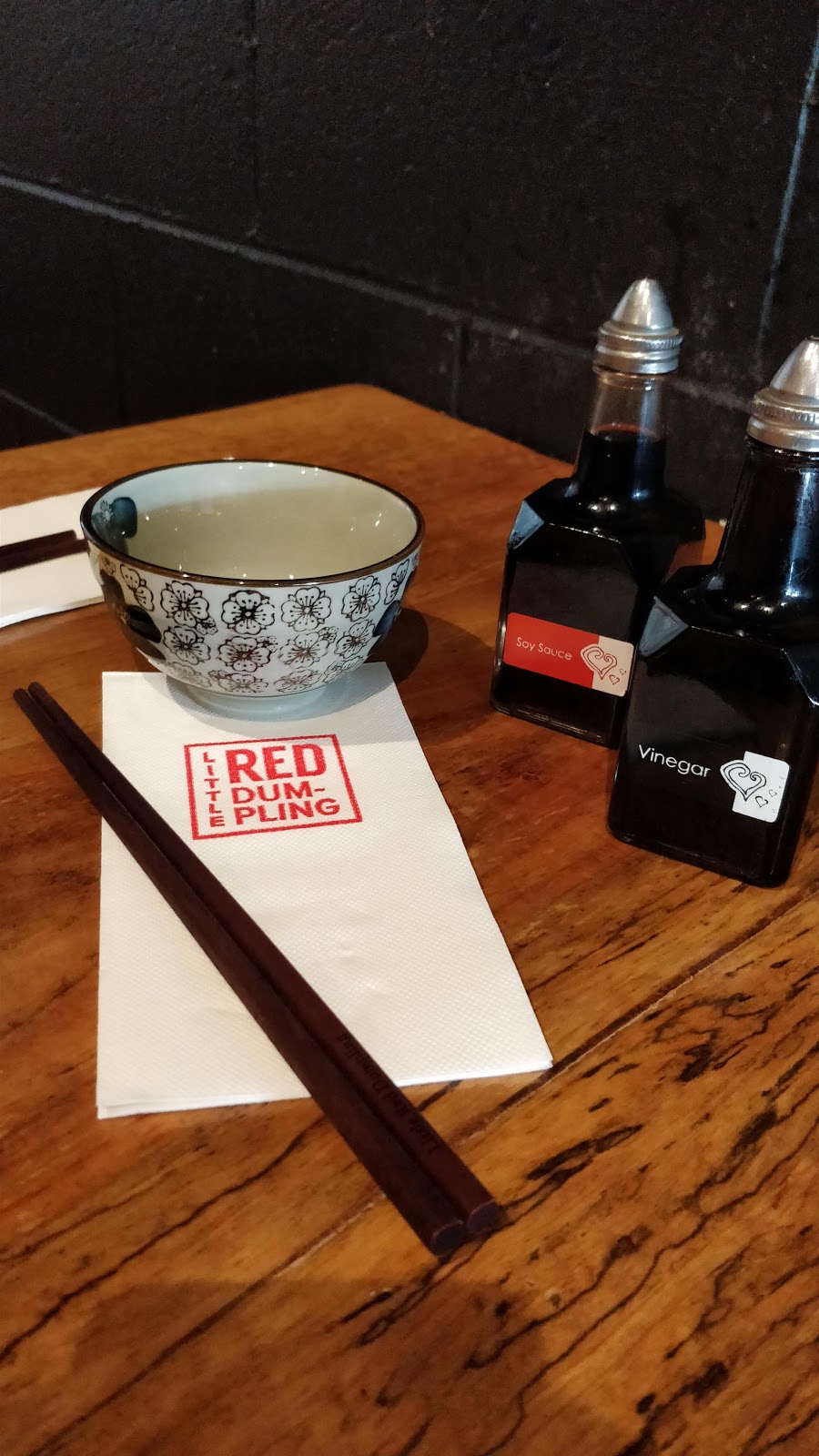 Little Red Dumpling Pinelands | 19/663 Beenleigh Rd, Sunnybank Hills QLD 4109, Australia | Phone: (07) 3162 2993