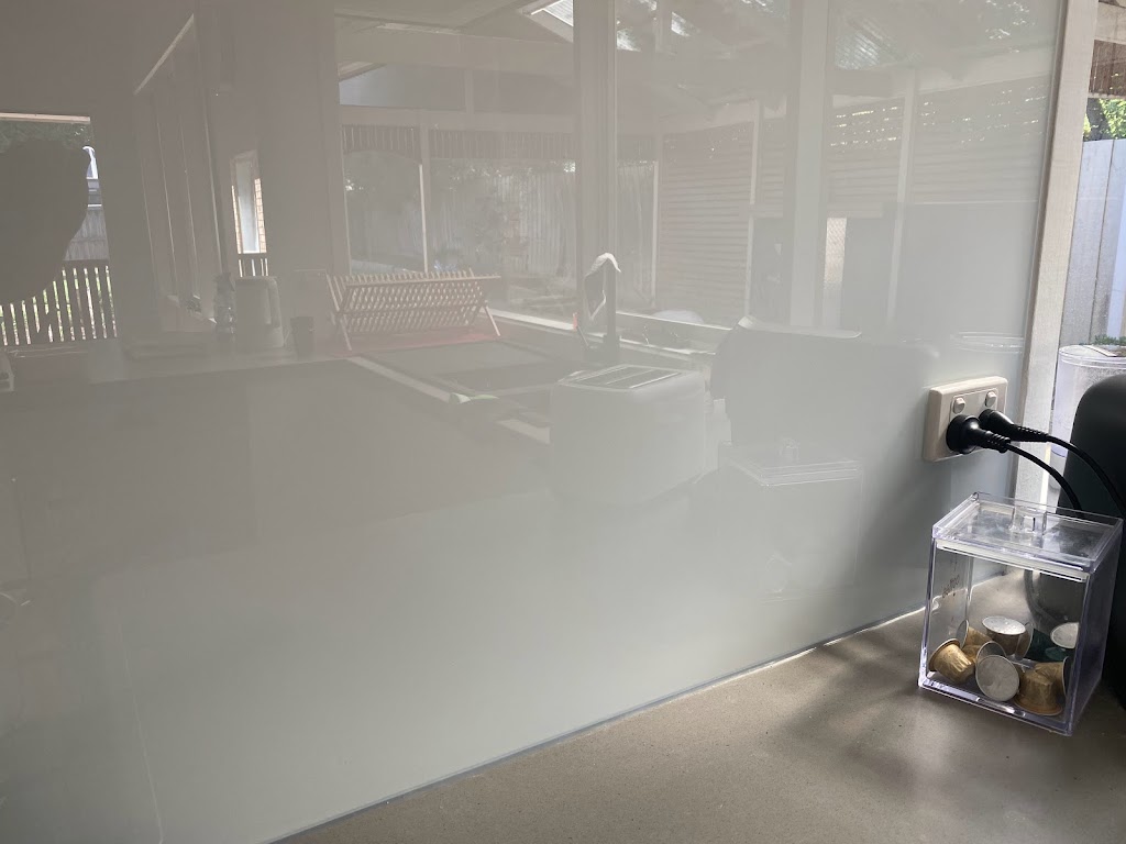 A Touch of Glass - Melbourne | Calder Park Dr, Taylors Hill VIC 3037, Australia | Phone: 0403 029 646