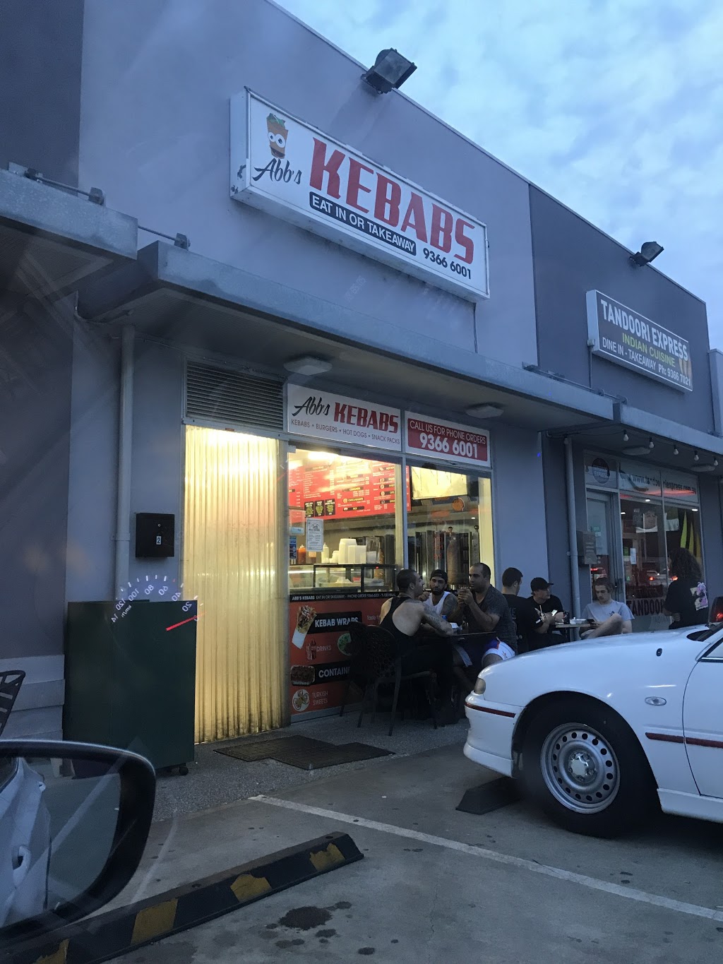 Abbs Kebabs | meal delivery | 2/100 Sunshine Ave, Kealba VIC 3021, Australia | 0393666001 OR +61 3 9366 6001