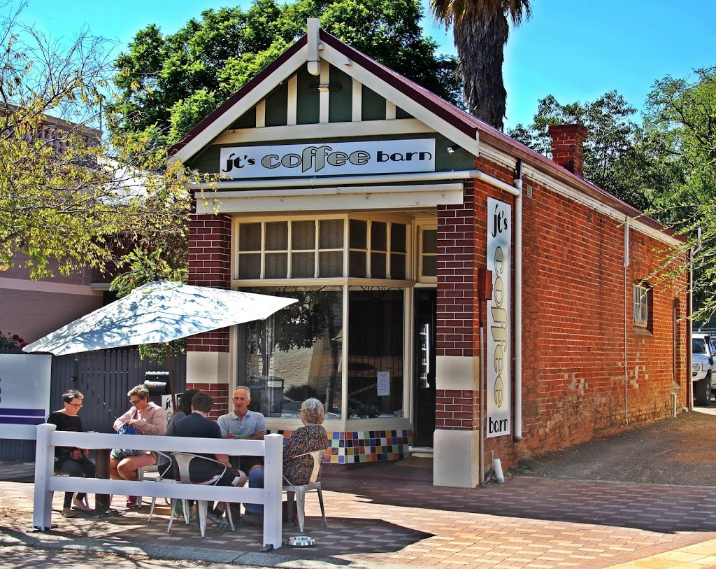 JTs Coffee Barn | 62 S Western Hwy, Donnybrook WA 6239, Australia | Phone: (08) 9731 2017