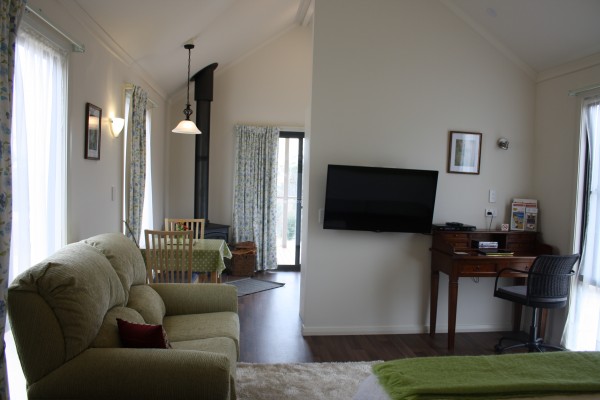 Grace Cottages | lodging | Quartz Gully Rd, Uralla NSW 2358, Australia | 0267783947 OR +61 2 6778 3947