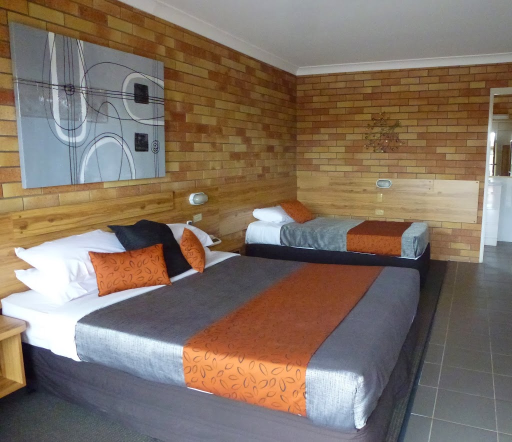 Merino Motor Inn | lodging | 78 Victoria St, St George QLD 4487, Australia | 0746253333 OR +61 7 4625 3333