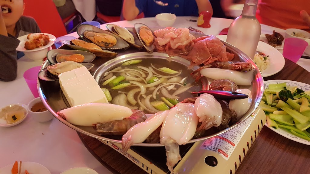 Que Huong Restaurant | 139 Darra Station Rd, Darra QLD 4076, Australia | Phone: (07) 3375 4368