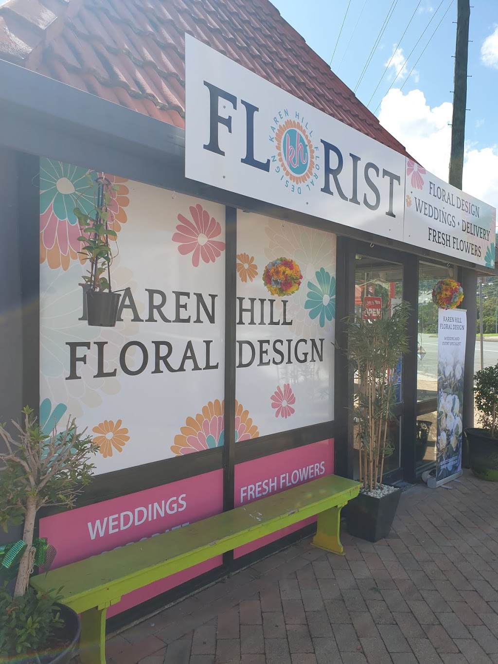 Karen Hill Floral Design | shop 11/157-159 Shute Harbour Rd, Cannonvale QLD 4802, Australia | Phone: 0497 804 684