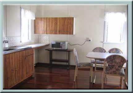 Gum Nut Cottage | lodging | 4087 Williams-Kondinin Rd, Boundain WA 6312, Australia | 0898824030 OR +61 8 9882 4030