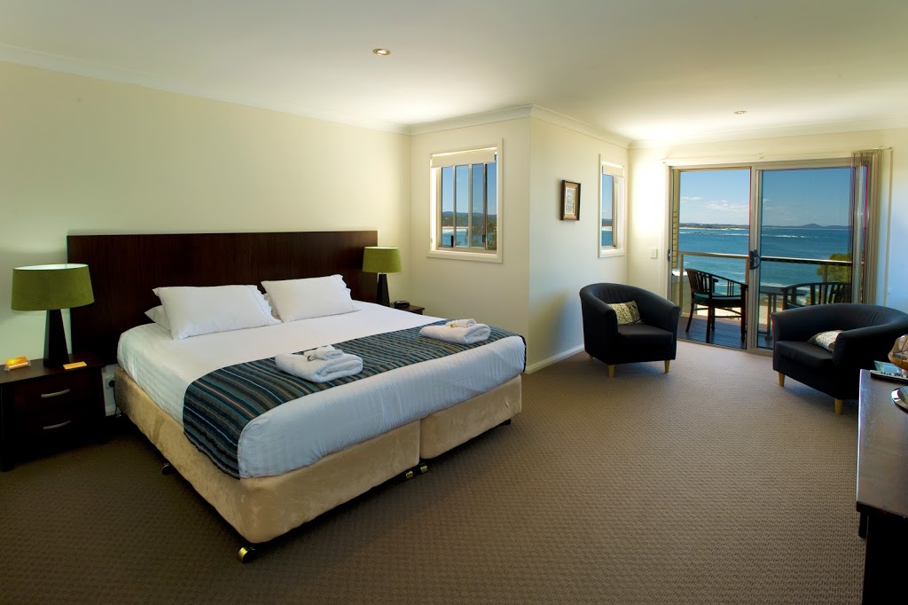 Solitary Islands Lodge | 3 Arthur St, Woolgoolga NSW 2456, Australia | Phone: (02) 6654 1335