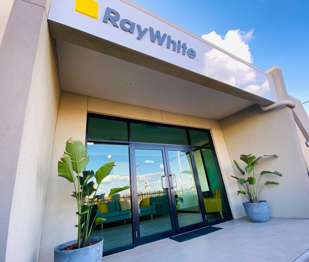 Ray White Rural Dalby | 166 Drayton St, Dalby QLD 4405, Australia | Phone: (07) 4573 7868