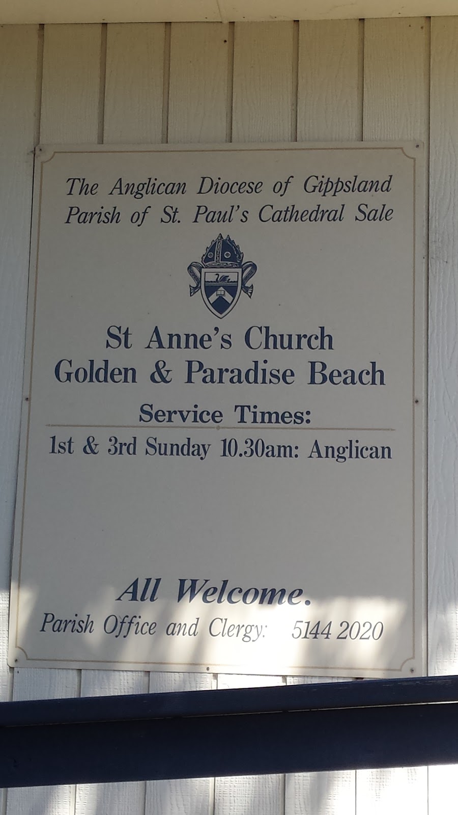 Saint Annes Church | church | 1 Surf Edge Dr, Golden Beach VIC 3851, Australia | 0351442020 OR +61 3 5144 2020
