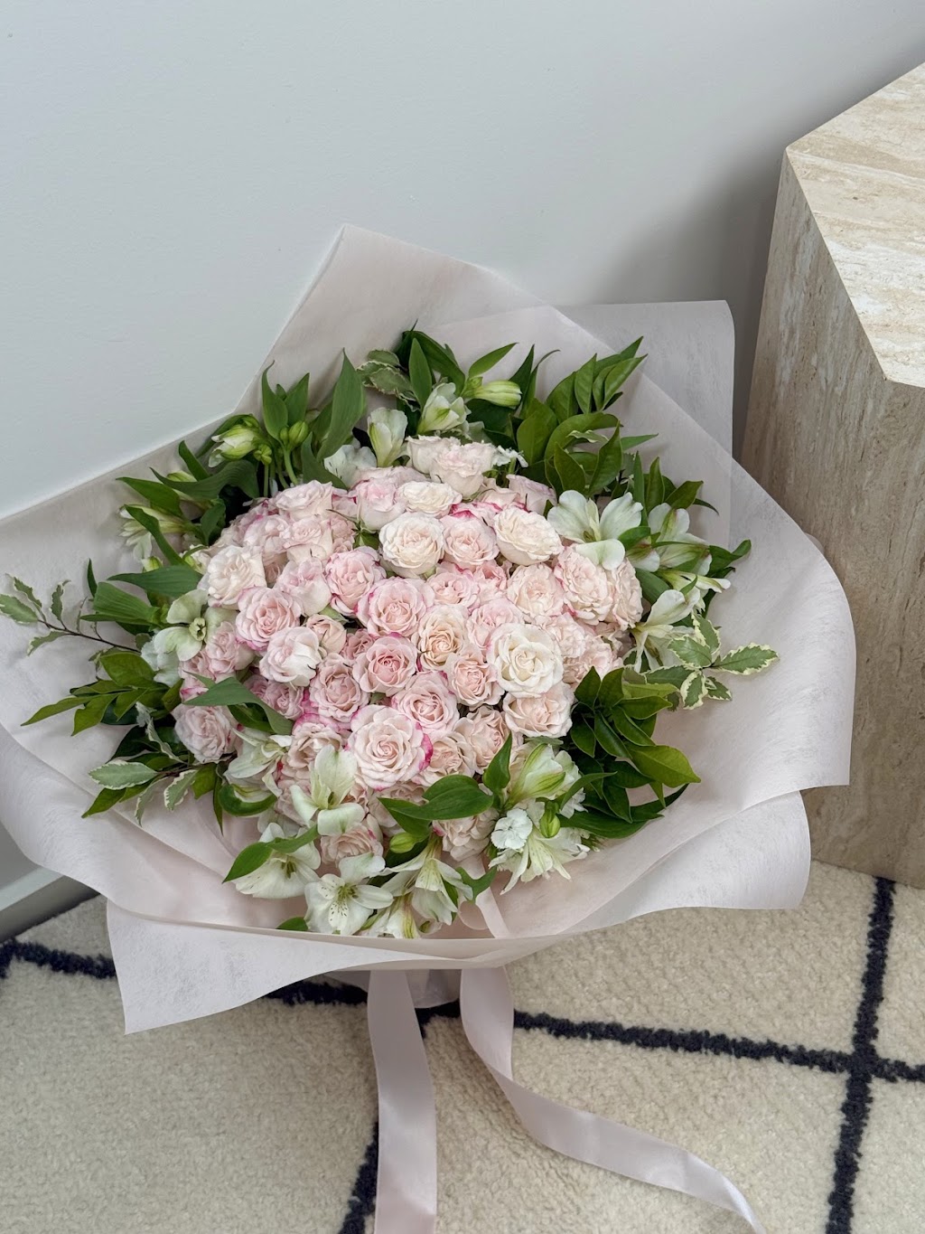 No Walrus – Just Flowers | 16 Darwalla Rd, Mount Nathan QLD 4211, Australia | Phone: 0451 184 335