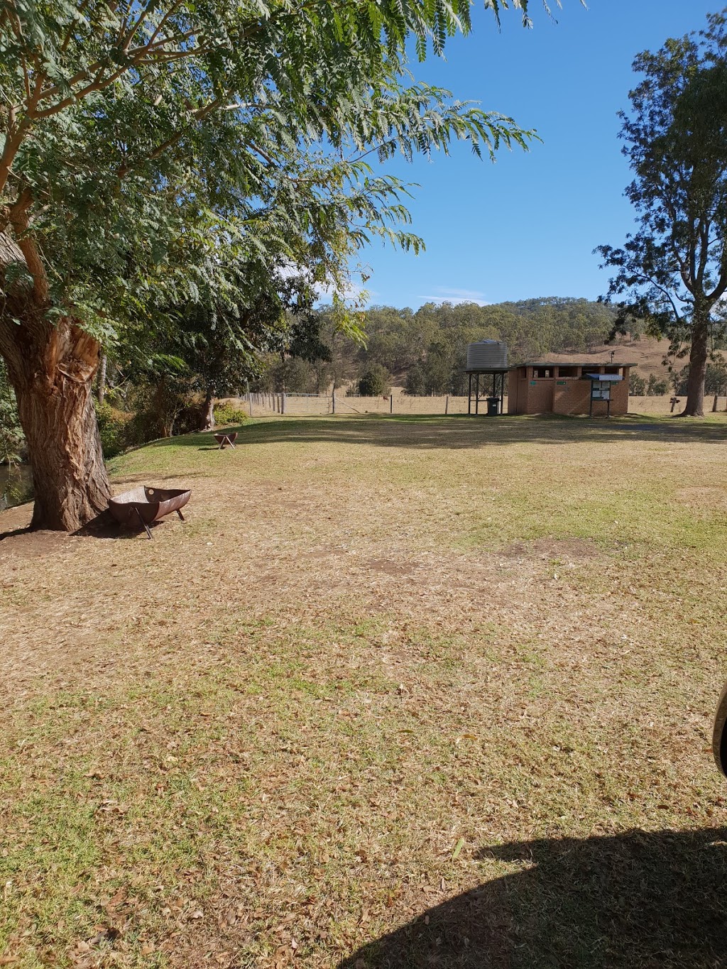 Burgess park | campground | 1 Christmas Creek Rd, Lamington QLD 4285, Australia