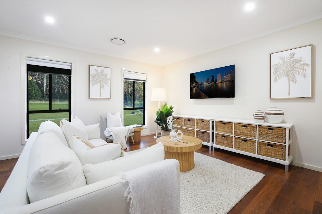 ellen property | 715 The Scenic Rd, MacMasters Beach NSW 2251, Australia | Phone: 0403 222 447