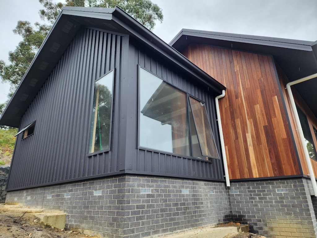 EXCEL ROOFING & CLADDING P/L | 9 Pardalote Cl, Opossum Bay TAS 7023, Australia | Phone: (03) 6128 3525