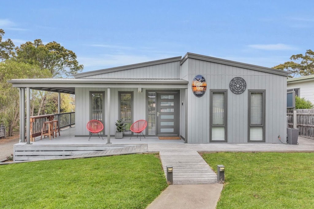 Eagle View Holiday Accommodation | 29 Mirrabooka Rd, Mallacoota VIC 3892, Australia | Phone: 0438 515 805
