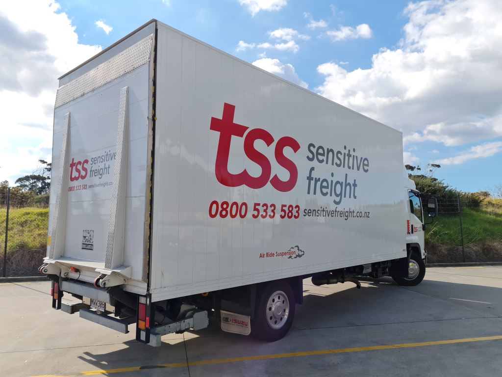 TSS Sensitive Freight | moving company | 11B Greenhills Ave, Moorebank NSW 2170, Australia | 1300877287 OR +61 1300 877 287