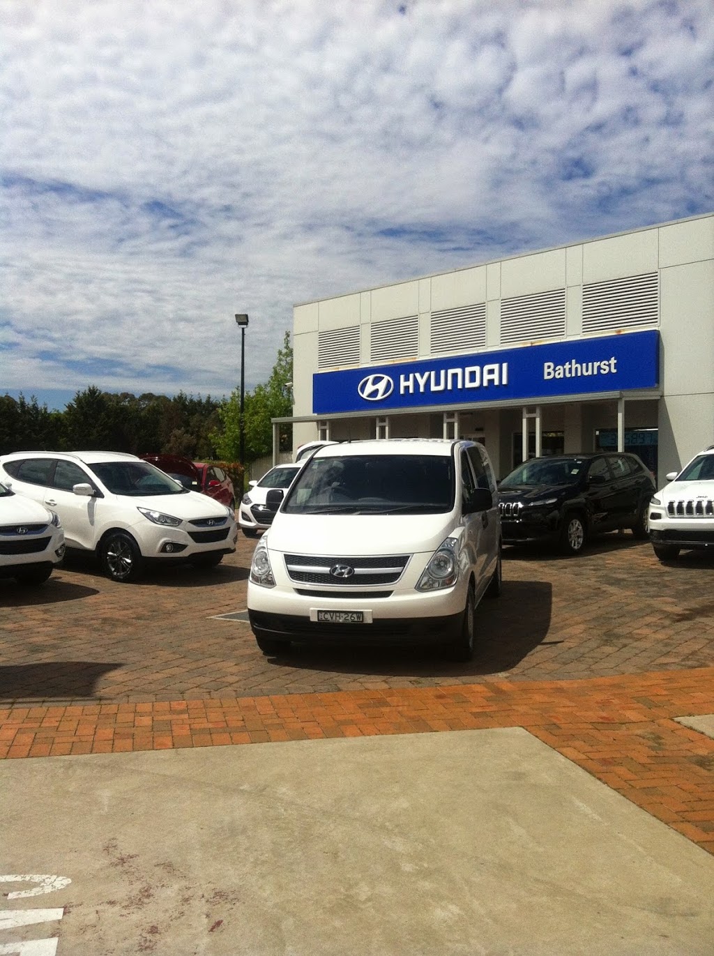 Bathurst Hyundai | car dealer | 10 Corporation Ave, Bathurst NSW 2795, Australia | 0263312077 OR +61 2 6331 2077