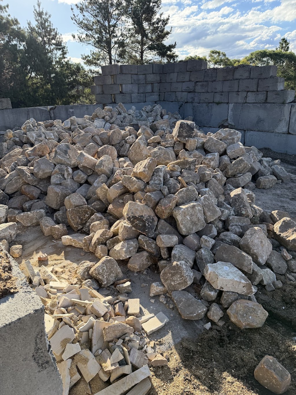 JVS Stone Supplies | 1 Penrose Forestry Rd, Penrose NSW 2579, Australia | Phone: 0494 313 685
