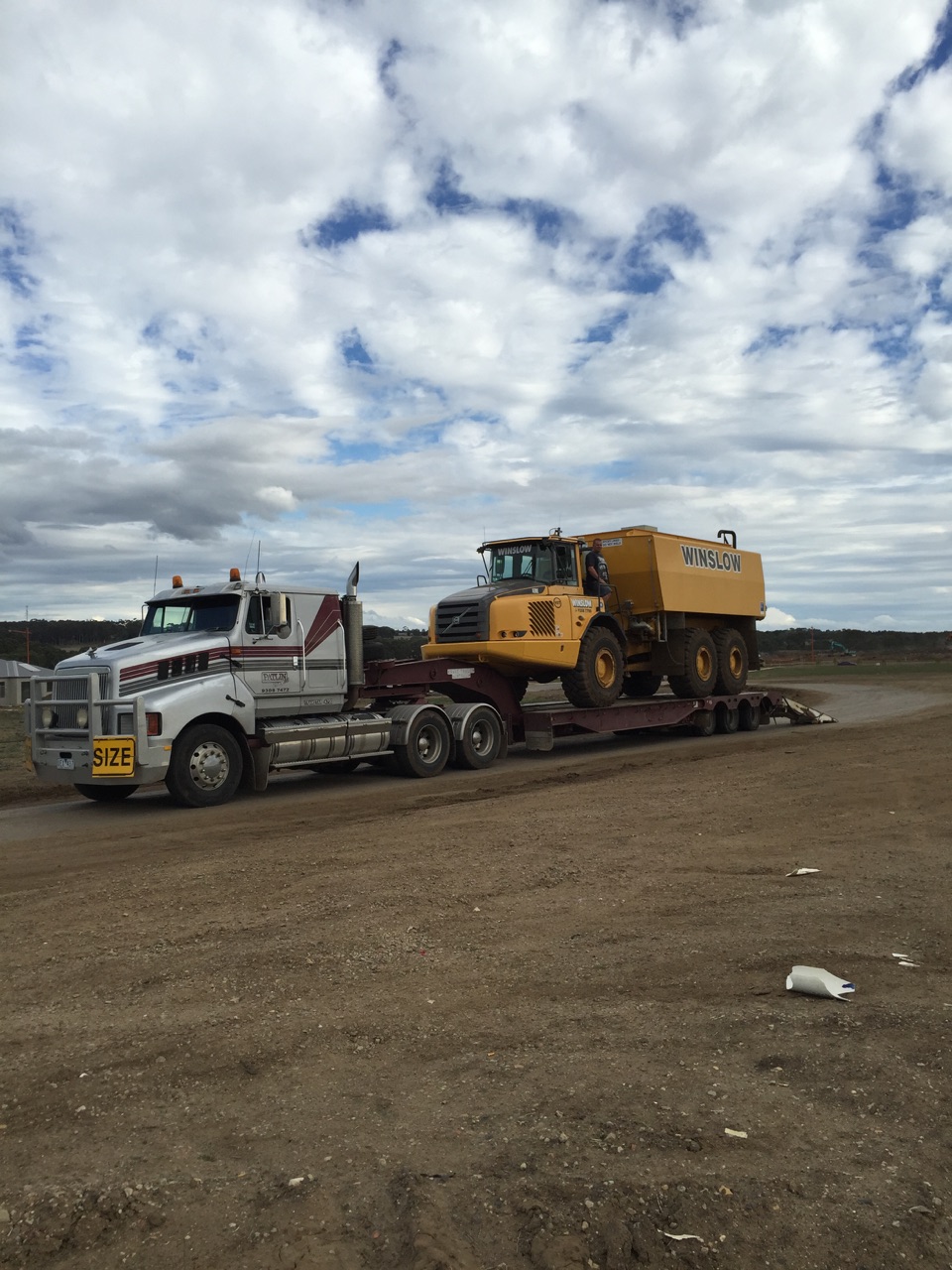 Patlin Transport Services | point of interest | 106 Freight Dr, Somerton VIC 3062, Australia | 0393087472 OR +61 3 9308 7472