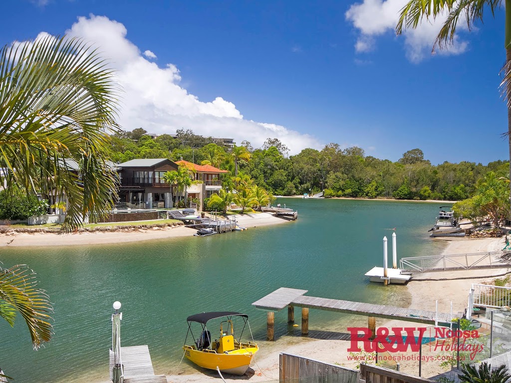 15 Cooran - RW Noosa Holidays | 15 Cooran Ct, Noosa Heads QLD 4567, Australia | Phone: (07) 5448 0966