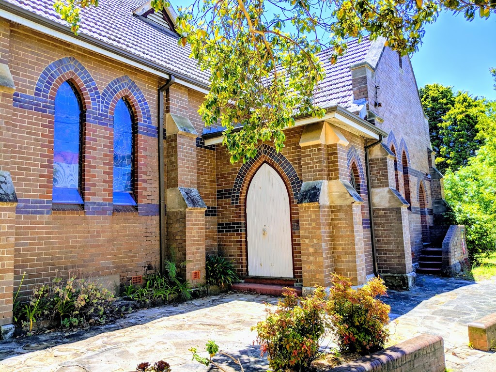 St Peters Anglican Church Hornsby | church | 207 Peats Ferry Rd, Hornsby NSW 2077, Australia | 0294827250 OR +61 2 9482 7250
