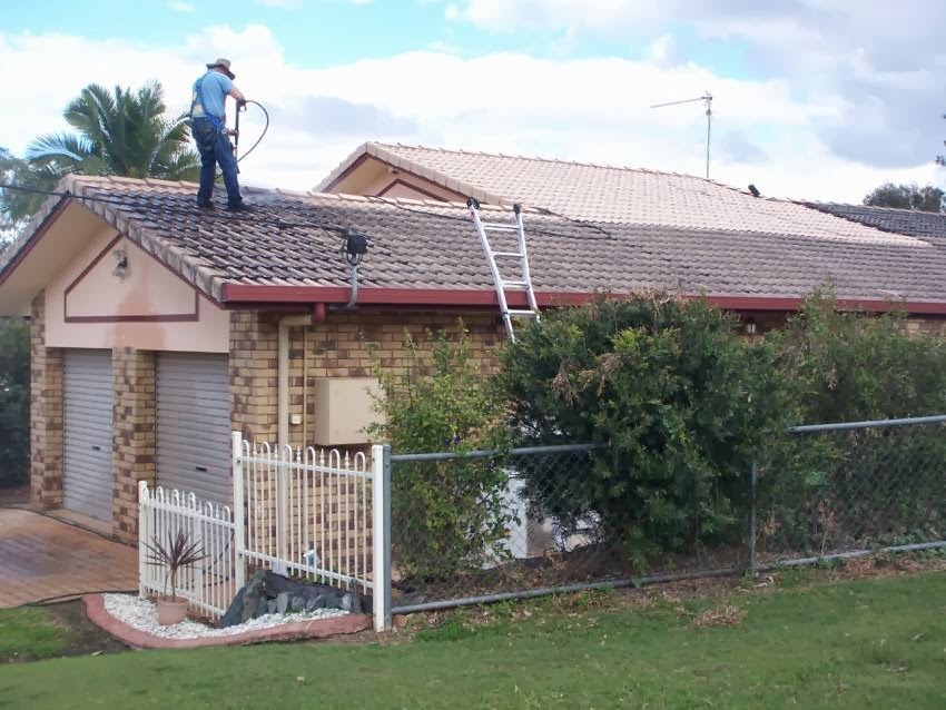 Sprucing Up Services | 5 Dons Ct, Araluen QLD 4570, Australia | Phone: (07) 5481 1694