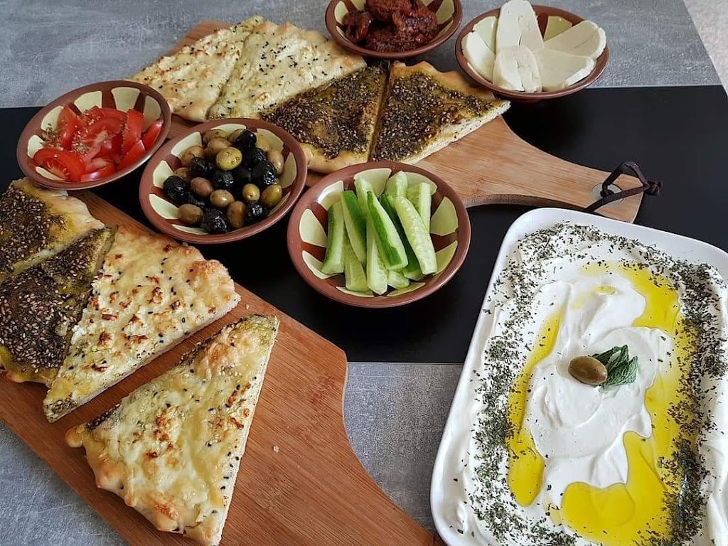 Rawan Fresh & Fluffy | 130 Branch Rd, Lara VIC 3212, Australia | Phone: 0424 100 292