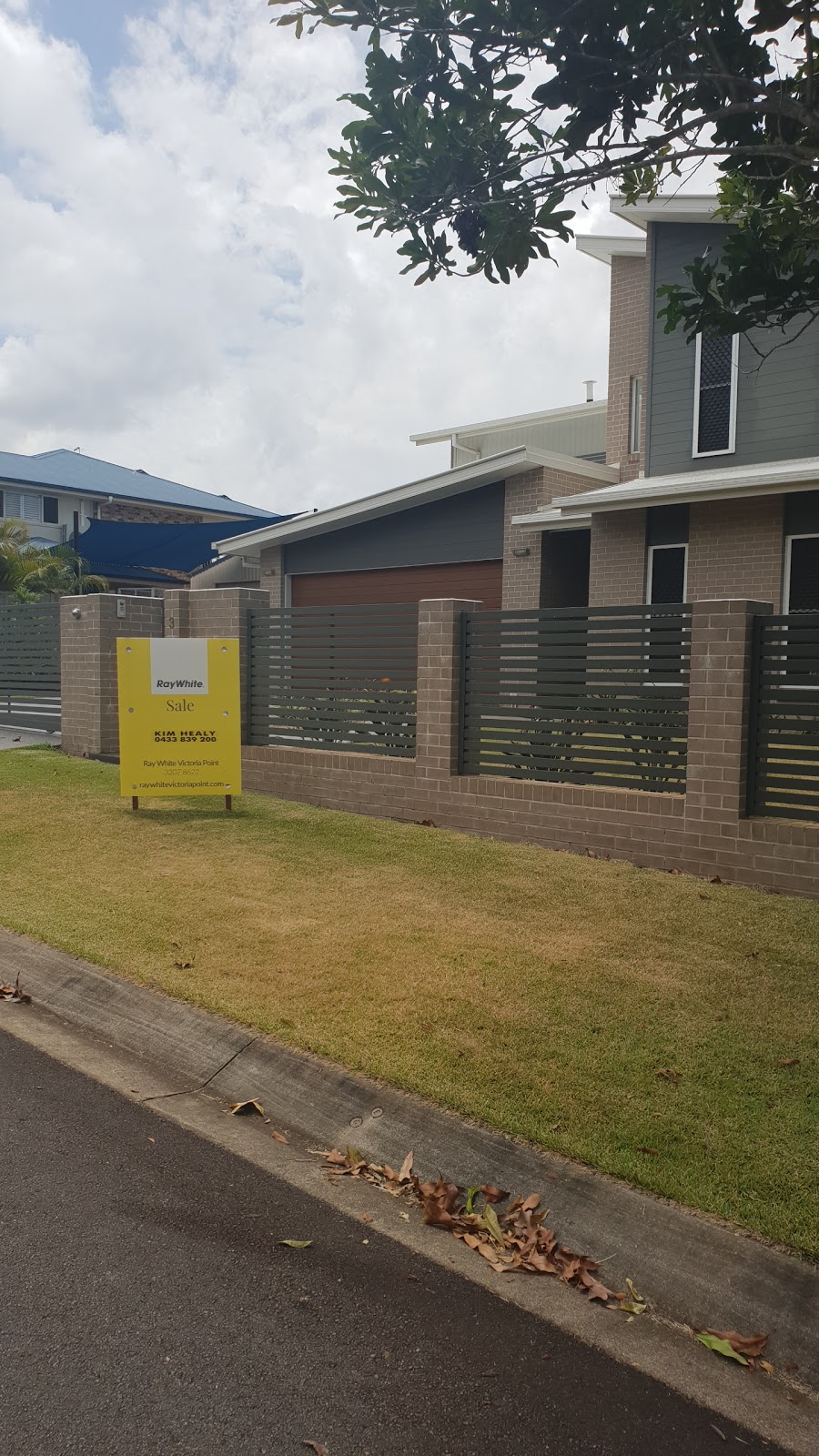 Ray White Victoria Point | real estate agency | shop 1/127 Colburn Ave, Victoria Point QLD 4165, Australia | 0732078622 OR +61 7 3207 8622