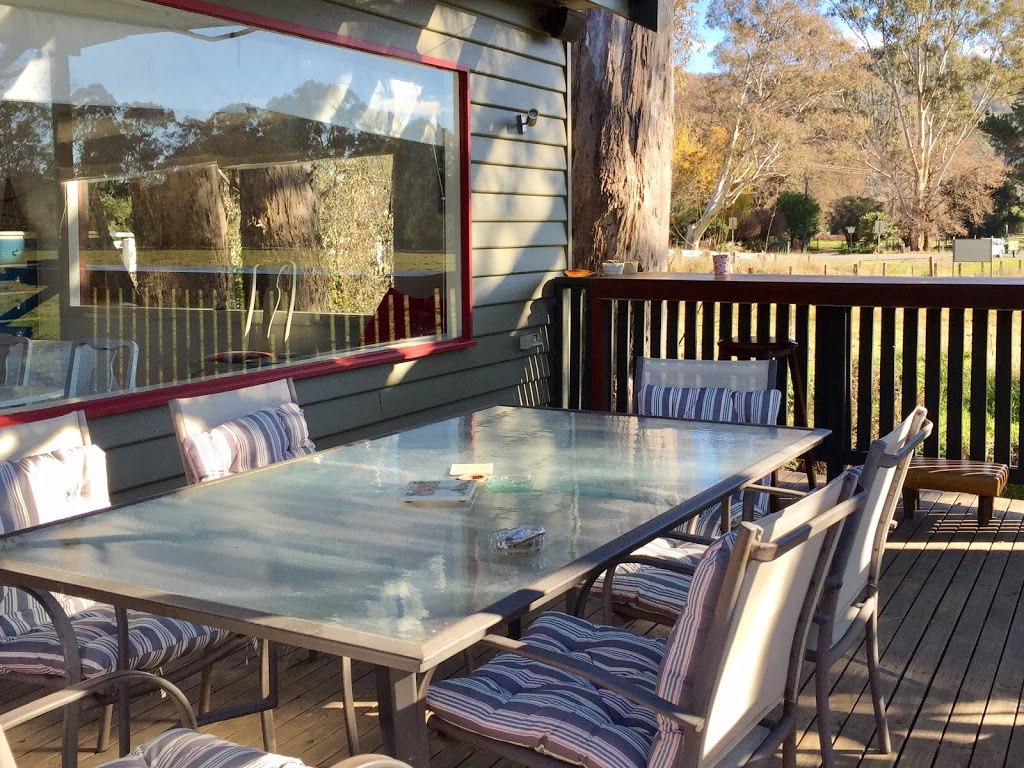 The Valley Porch | lodging | 437 King Valley Rd, Cheshunt VIC 3678, Australia | 0357298307 OR +61 3 5729 8307