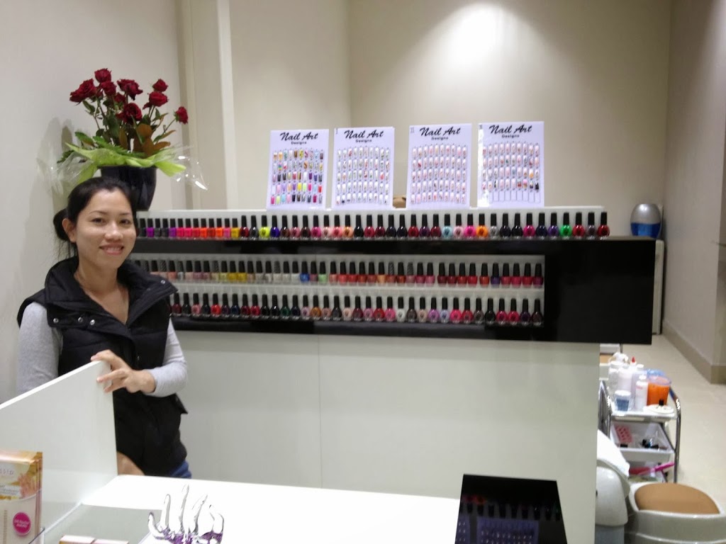 Gossip Nail Salon | hair care | Shop 10/Majura Park Shopping Centre, 18 Spitfire Avenue, Majura Park ACT 2609, Australia | 0262305008 OR +61 2 6230 5008