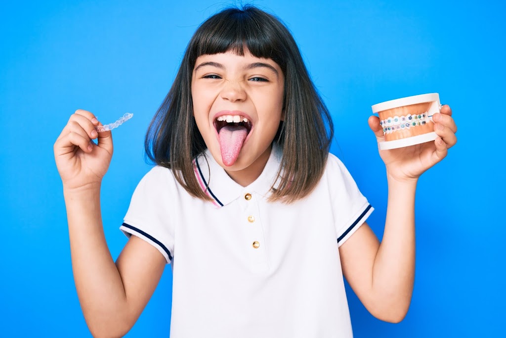 Dr Mac Orthodontist | 7/25 Caroline Chisholm Dr, Kyneton VIC 3444, Australia | Phone: (03) 5422 3988