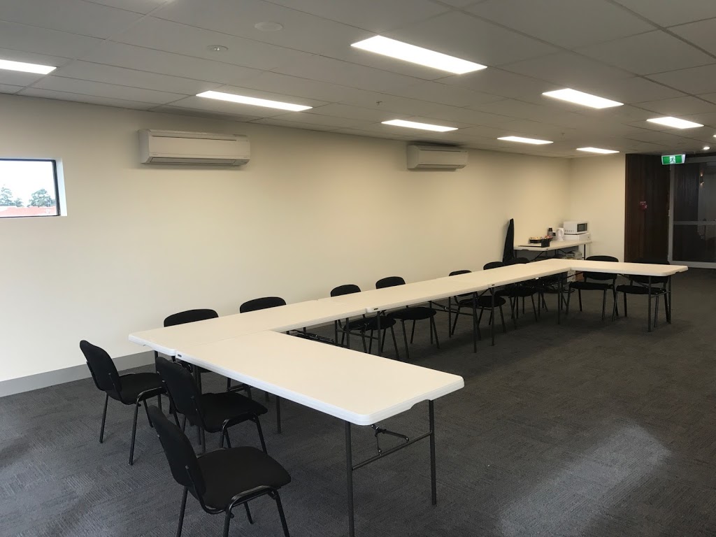 Australian Pacific Training Solutions - Geelong Training Centre | health | 11/18-20 Riversdale Rd, Newtown VIC 3220, Australia | 1300325001 OR +61 1300 325 001