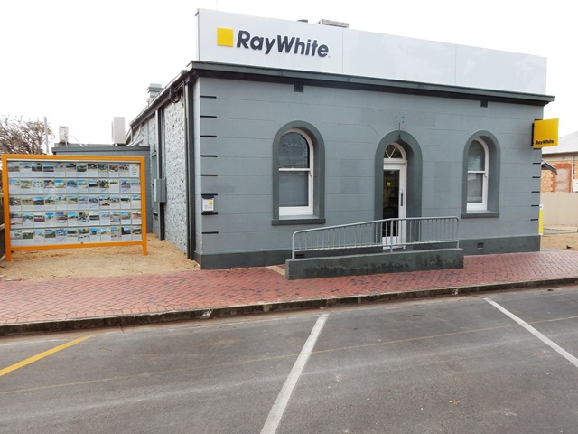 Ray White Ardrossan | real estate agency | 1/21 First St, Ardrossan SA 5571, Australia | 0888374155 OR +61 8 8837 4155