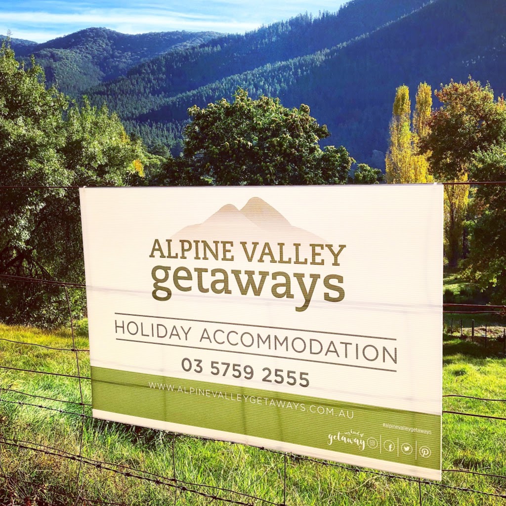 Mountain Haven | lodging | 12 Mountain Mist Dr, Bright VIC 3741, Australia | 0357592555 OR +61 3 5759 2555