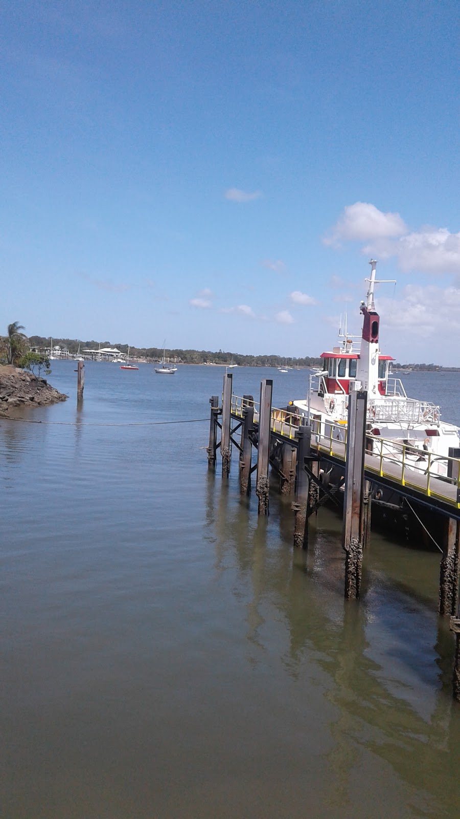 TS Bundaberg (Australian Navy Cadets Unit) | 2 Corser St, Burnett Heads QLD 4670, Australia | Phone: (07) 4159 4352