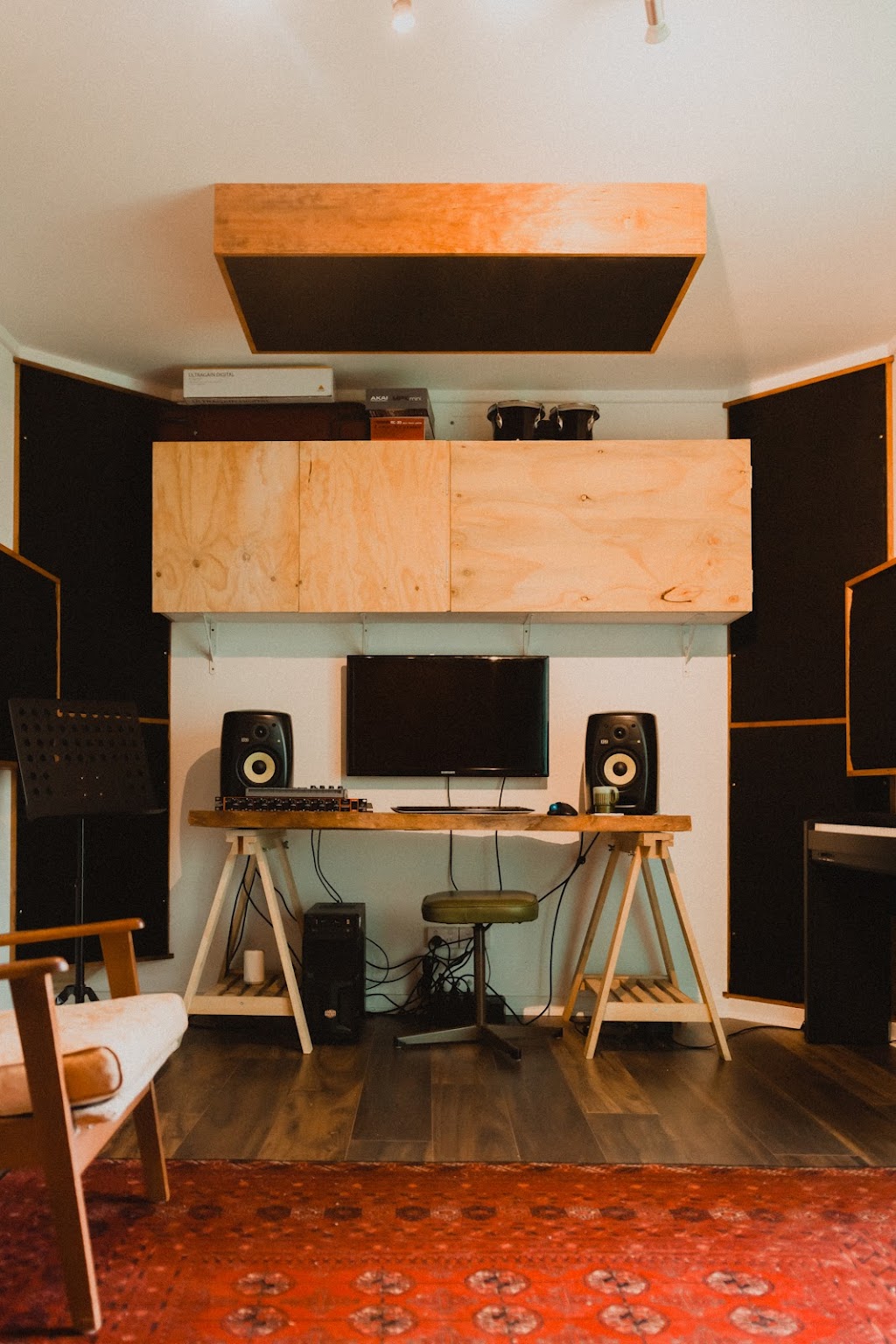 The Soup Room Studio | 27 Sunset Blvd, Winmalee NSW 2777, Australia | Phone: 0425 238 974