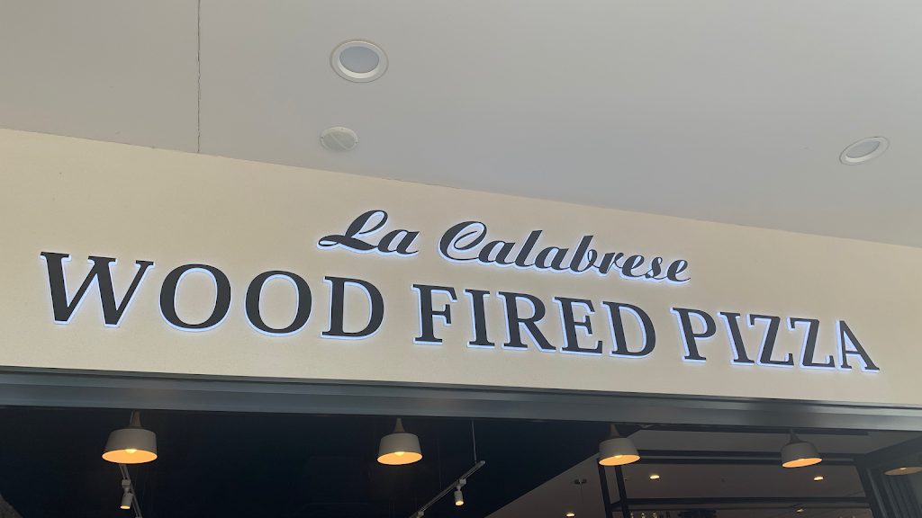 La Calabrese Wood-fire Pizza | Shopping Centre, 78 Heatherton Rd, Endeavour Hills VIC 3802, Australia | Phone: (03) 9700 1992
