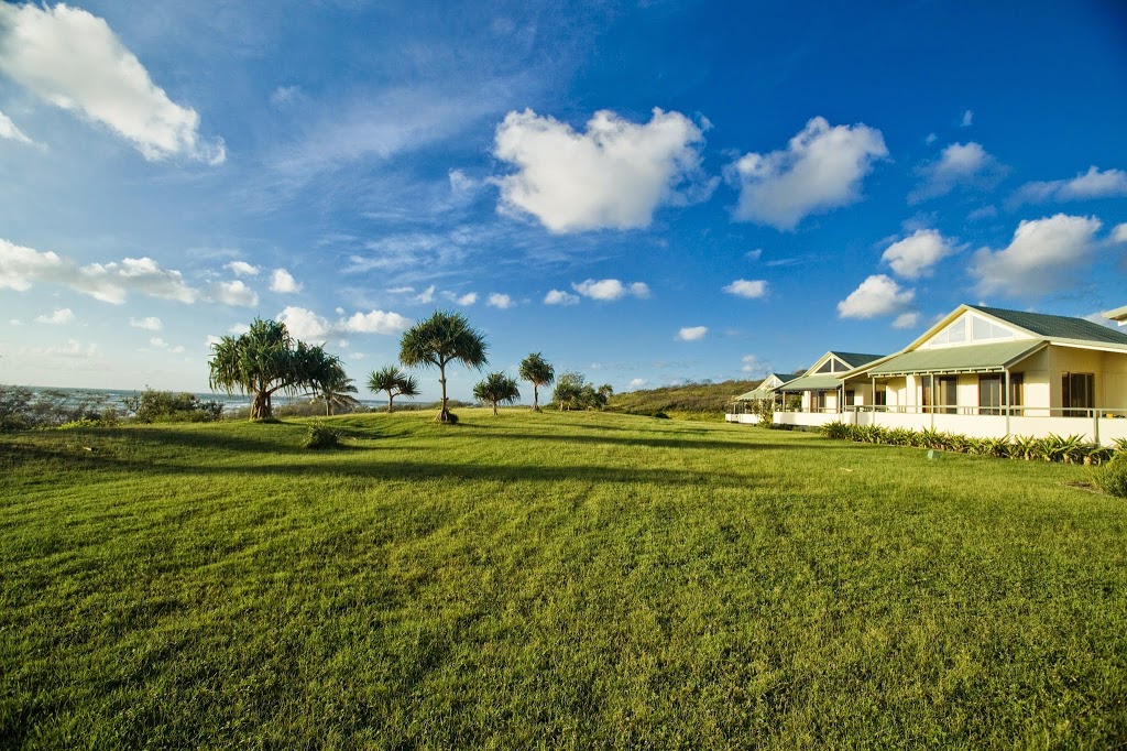 Fraser Island Beach Houses | lodging | Eliza St, Eurong Second Valley QLD 4581, Australia | 0741279205 OR +61 7 4127 9205